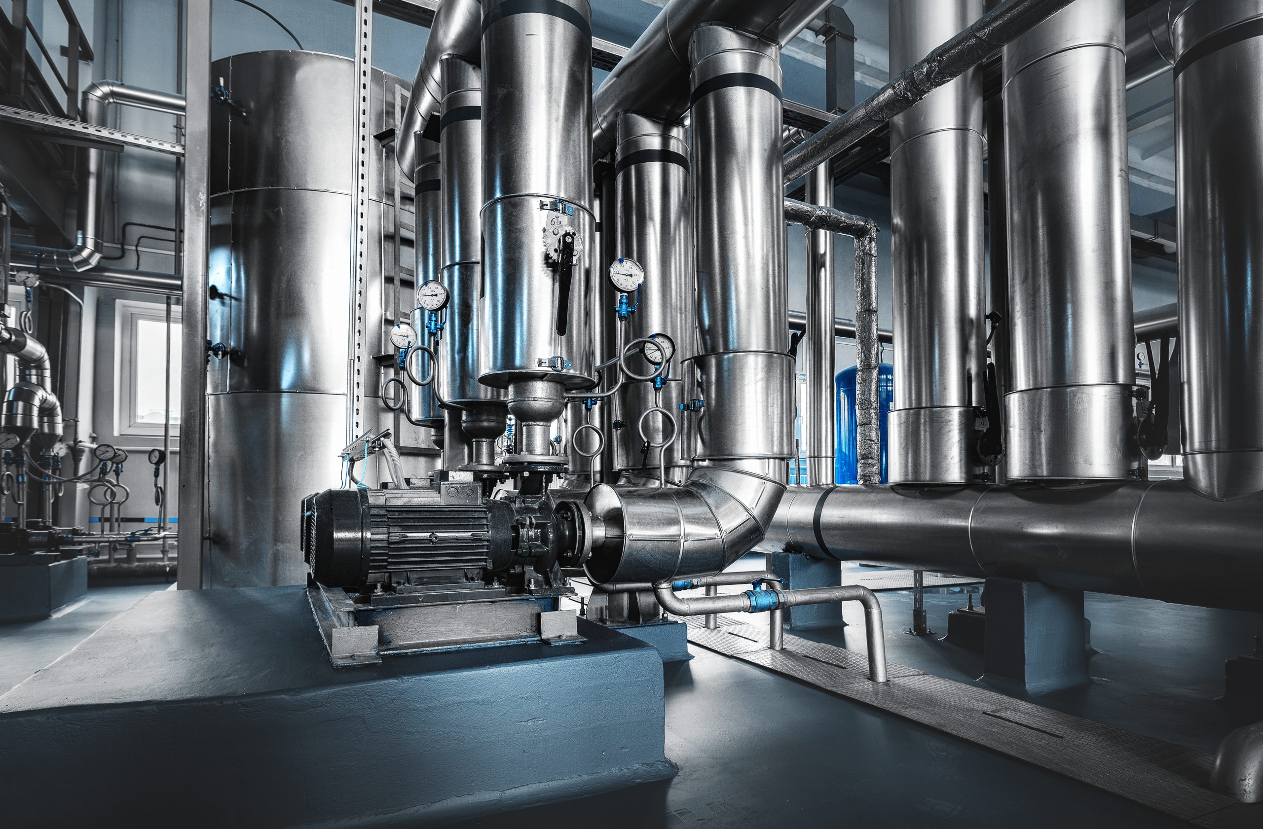 Teollisuudessa paineilman vuodot aiheuttavat jopa 757 GWh<br>energiahävikin vuodessa – Näin sitä voi torjua